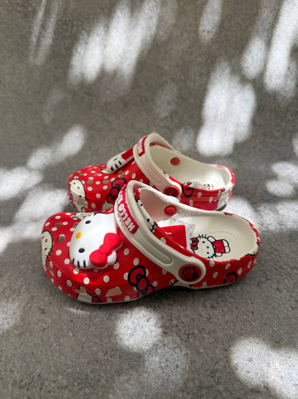 Crocs X Hello Kitty